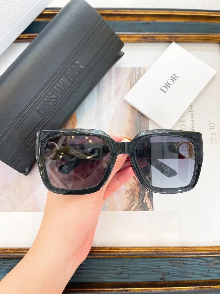 30Montaigne S8U SIZE：54口19-134