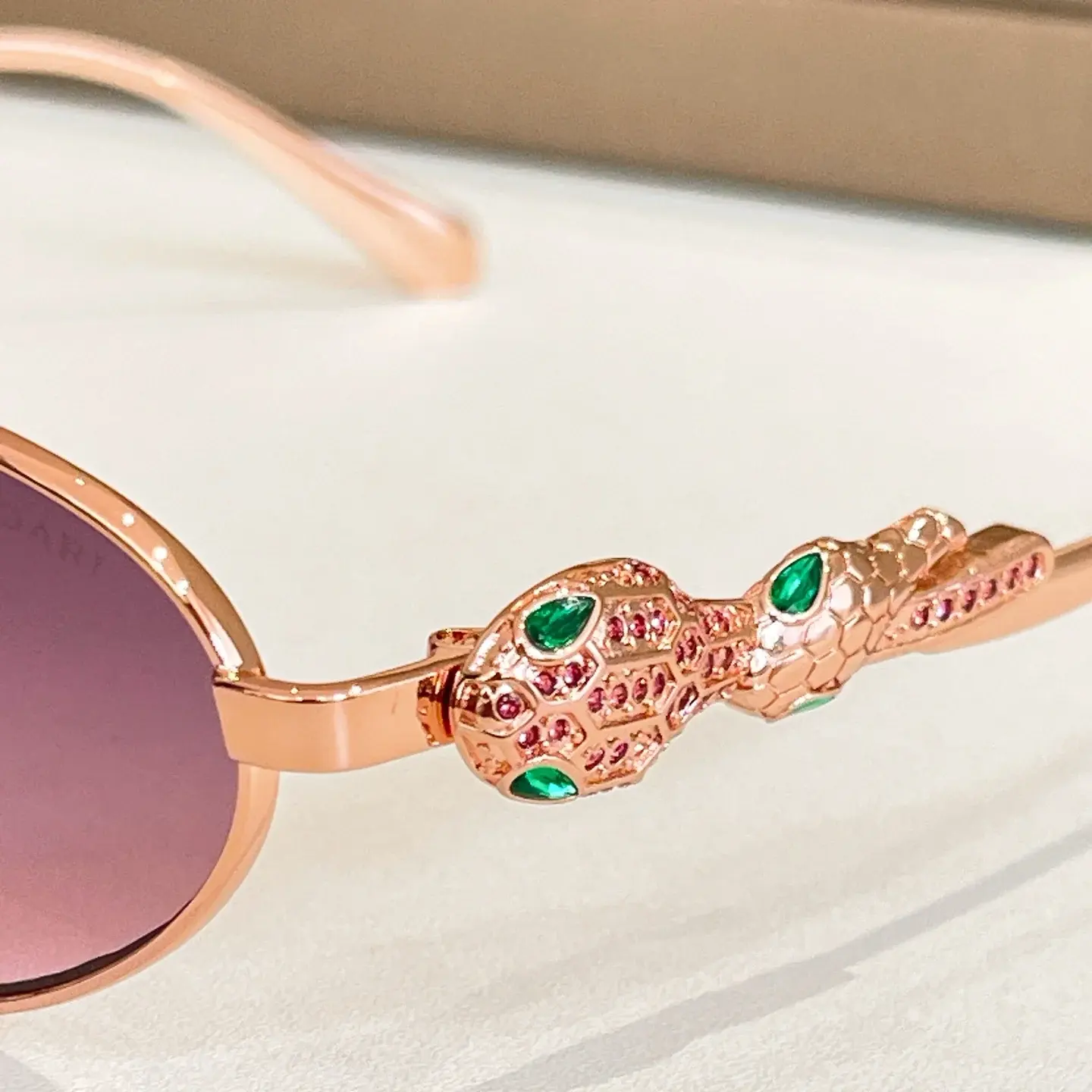 BV1813LUSIZE55口18145