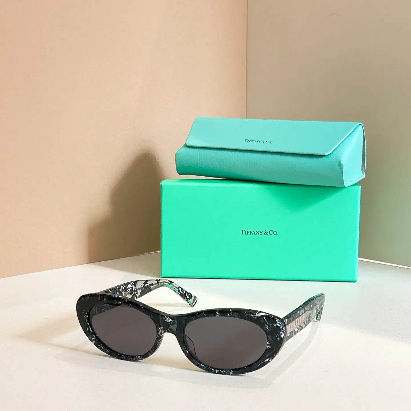 TF4236USIZE56口18143