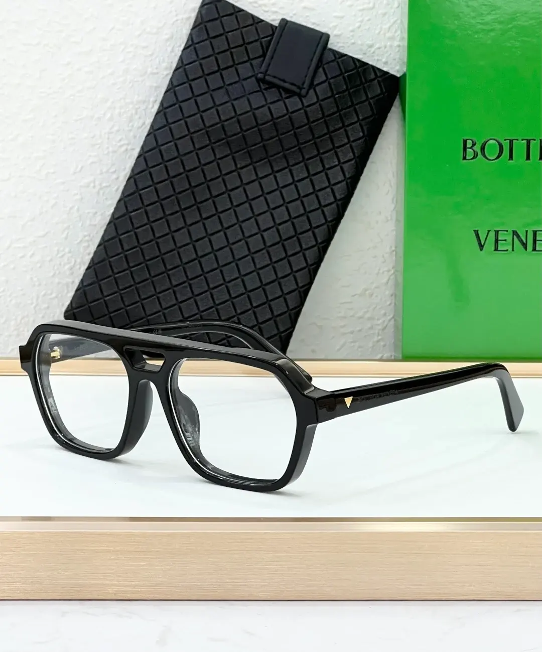 BV1366OSIZE56口17145_OPT