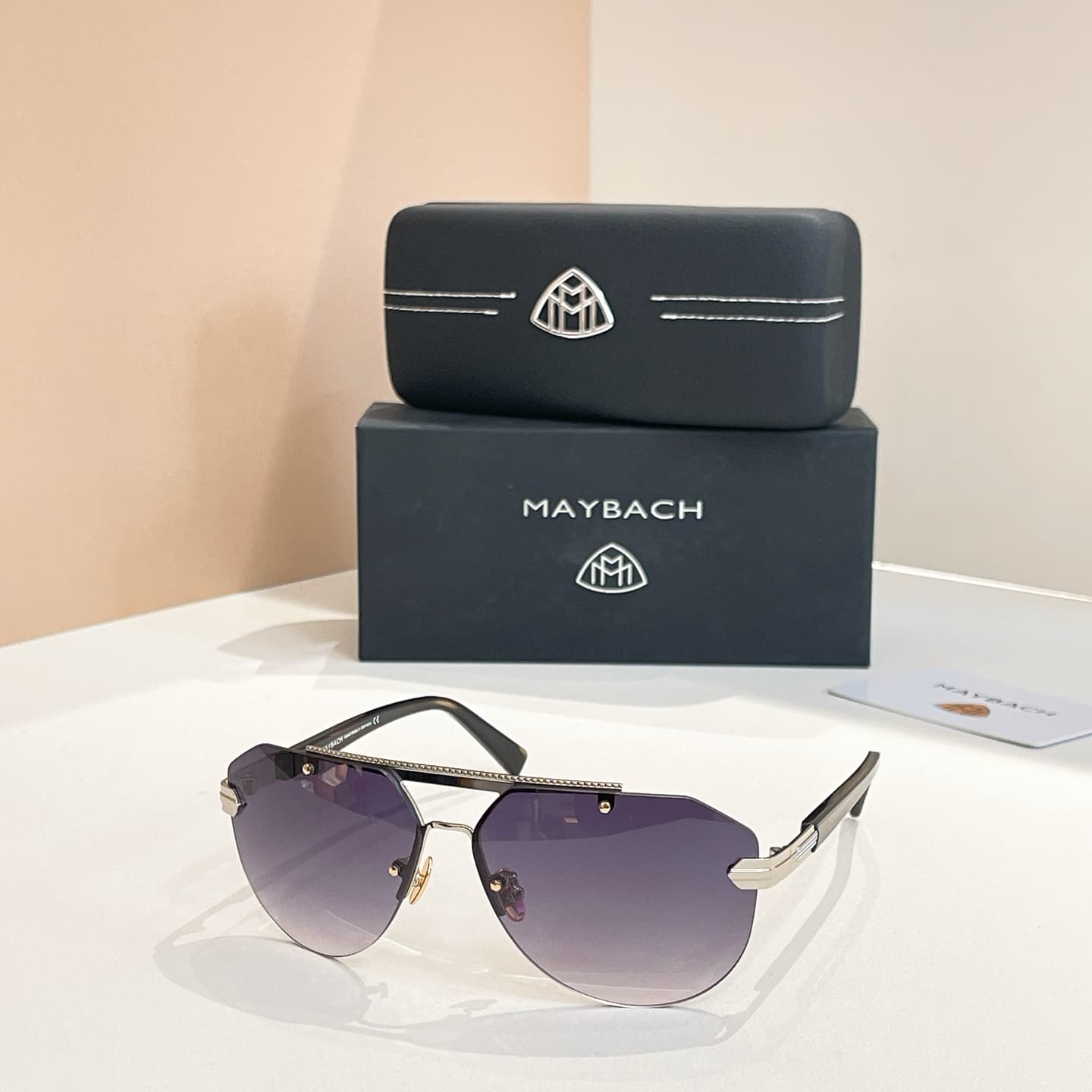 SurpassSIZE61口12140